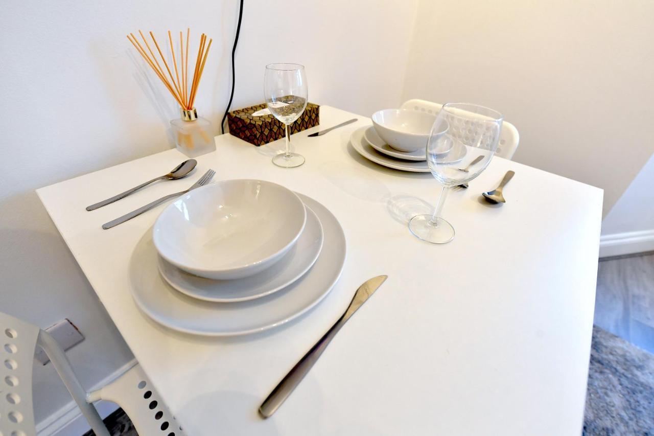 Central London Luxury Studios Fulham Close To Underground Newly Refurbished Buitenkant foto